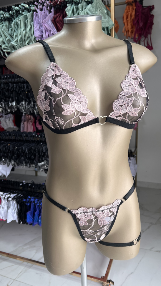 Cj Isa 3pçs PRETO C/ ROSA FLORAL - #2