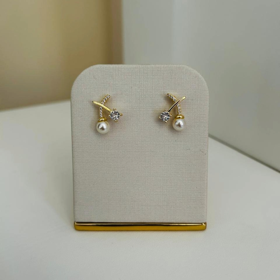 Brinco Perola Cravejado Zircônia Folheado a Ouro 18K