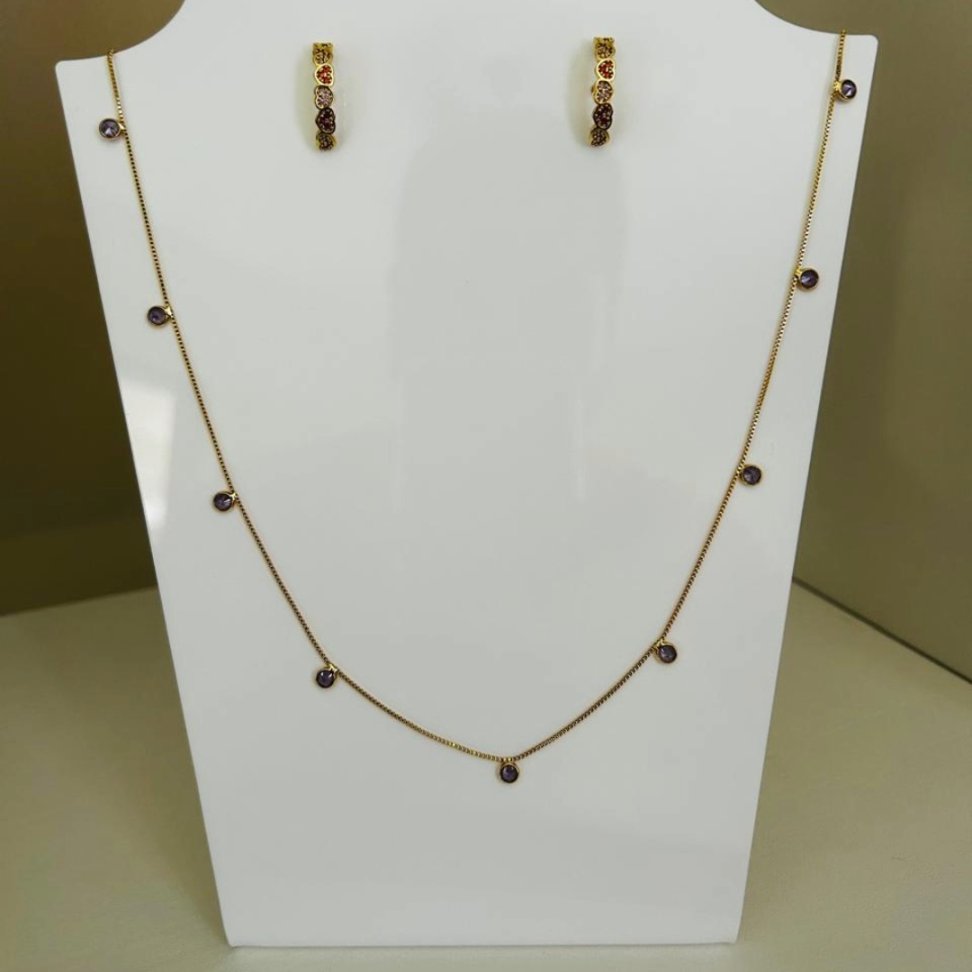Colar Longo Zircônias Lilas Folheado a Ouro 18k