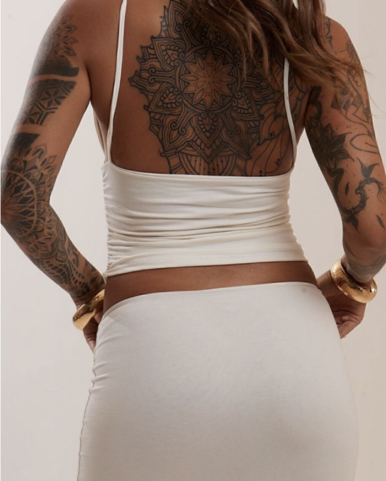 Cropped Mariana
