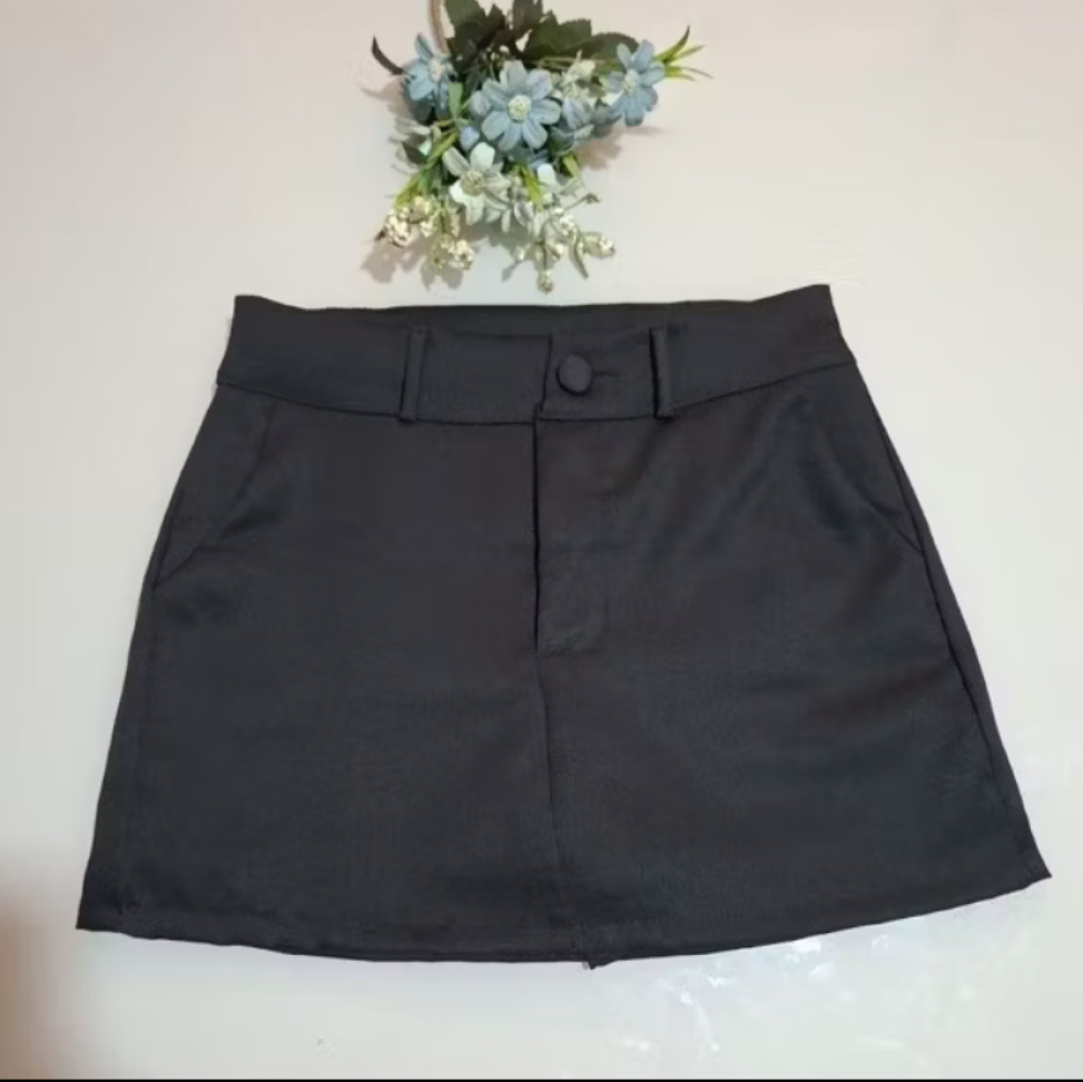 Shorts Saia Preto - #1