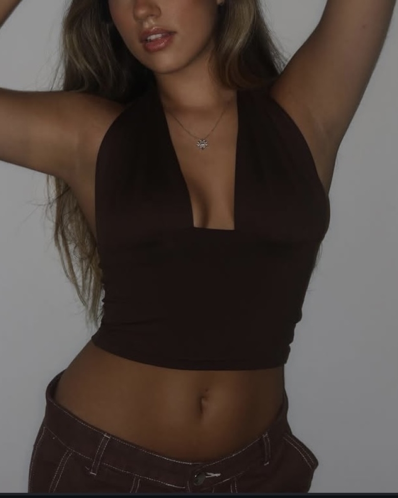 Cropped Mary - #2
