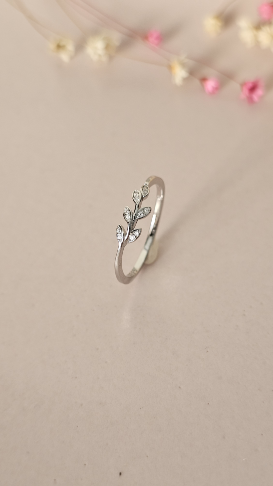Anel folha cravejada - #1