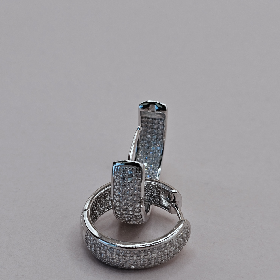 Argola de click cravejada G - #1