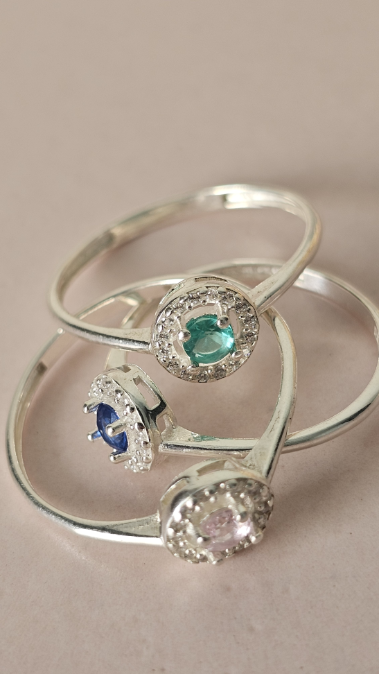 Anel Solitário Redondo cravejado ao redor - #1