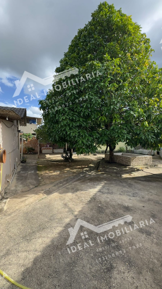 CASA A VENDA - BAIRRO VILA NOVA MANTENA-MG - #1