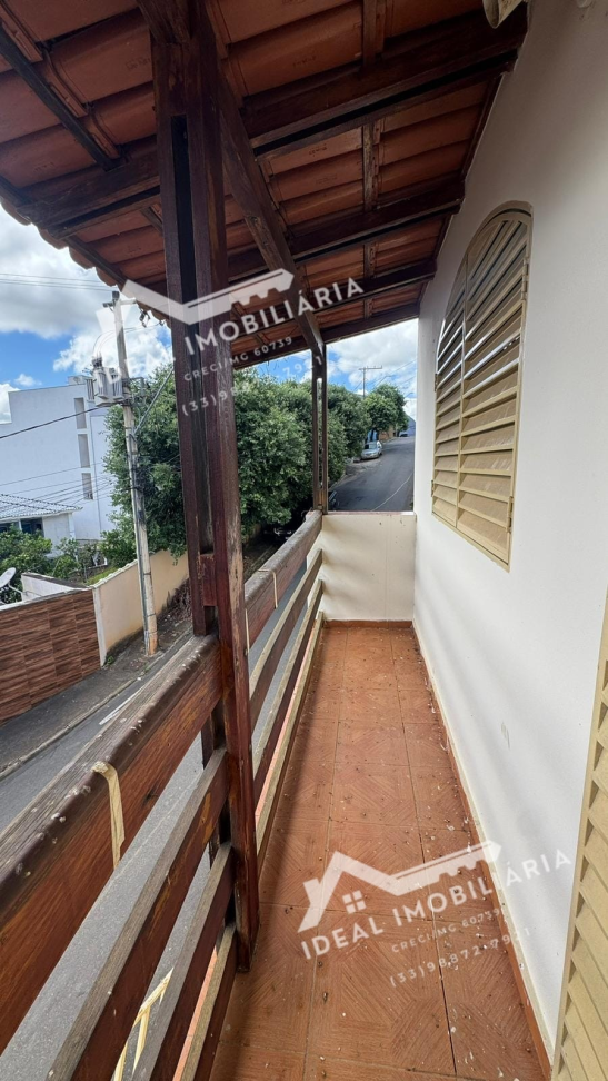 CASA A VENDA - CENTRO DE MANTENA - #18