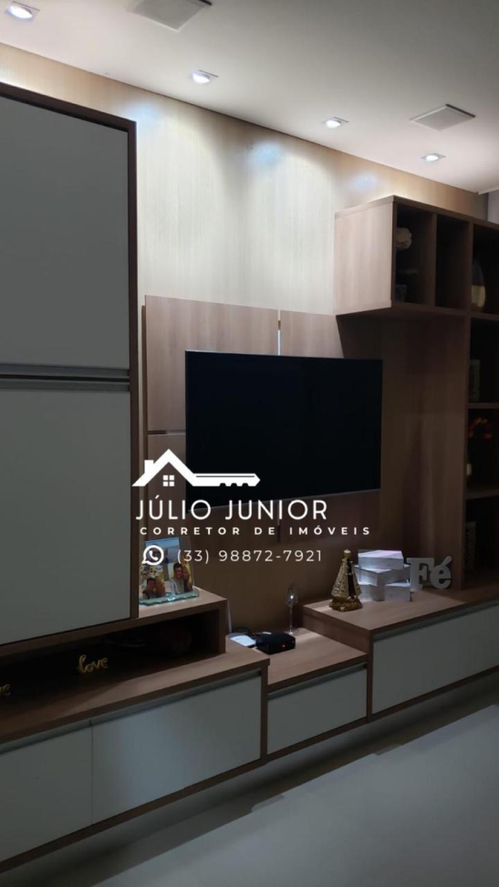 CASA A VENDA - CENTRO DE MANTENA - #11