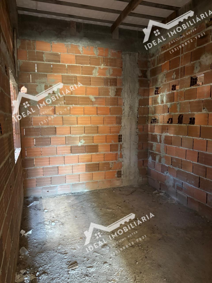 imovel a venda com dois ponto comeciais e 6 apartamentos com sala cozinha dois quartos um quato com suite e banheiro social. construção ainda sem acabamento - #20
