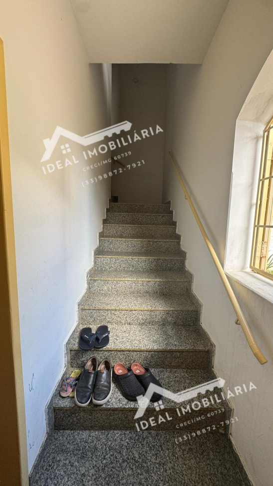 CASA A VENDA - CENTRO DE MANTENA - #4