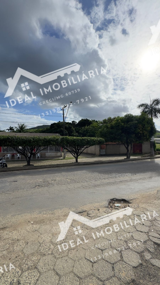 CASA A VENDA - BAIRRO VILA NOVA MANTENA-MG - #1