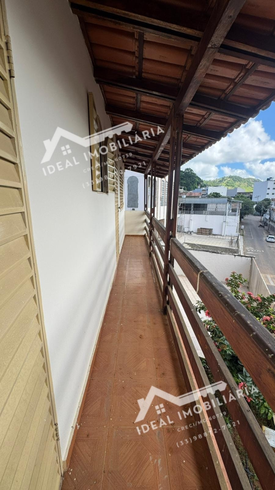 CASA A VENDA - CENTRO DE MANTENA - #26