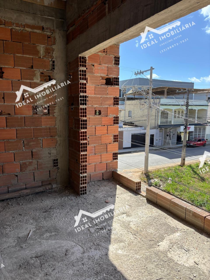 imovel a venda com dois ponto comeciais e 6 apartamentos com sala cozinha dois quartos um quato com suite e banheiro social. construção ainda sem acabamento - #5