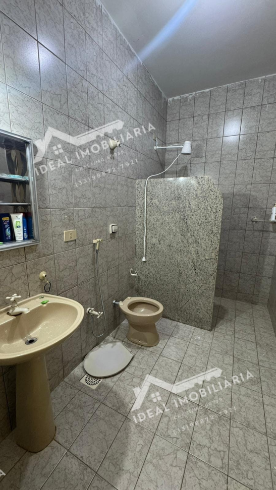 CASA A VENDA - CENTRO DE MANTENA - #7