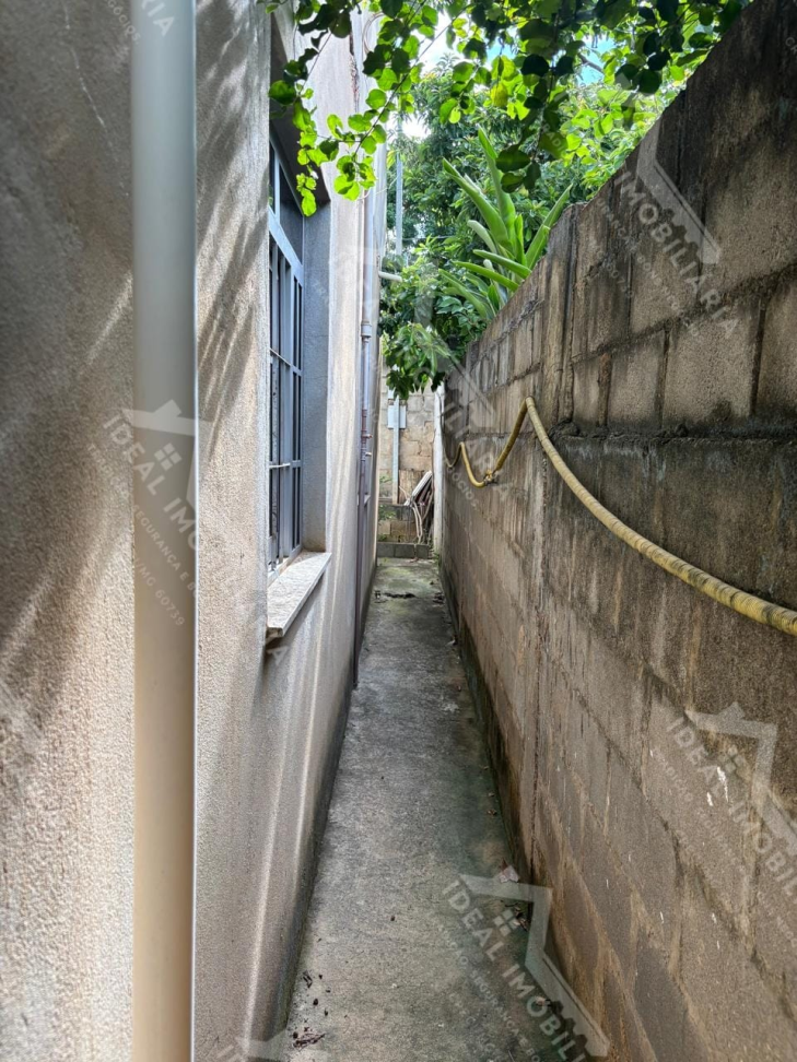 CASA À VENDA - BAIRRO BELA VISTA - #6