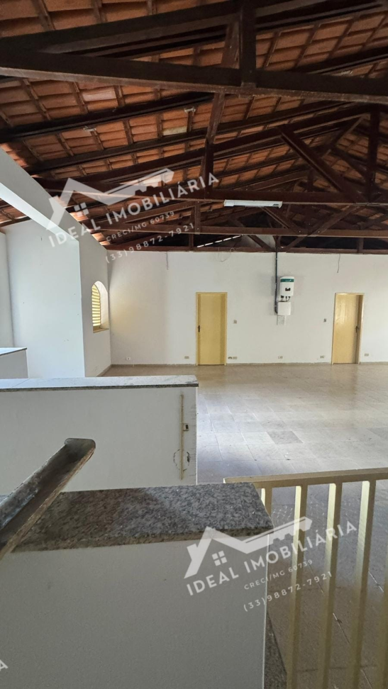 CASA A VENDA - CENTRO DE MANTENA - #22