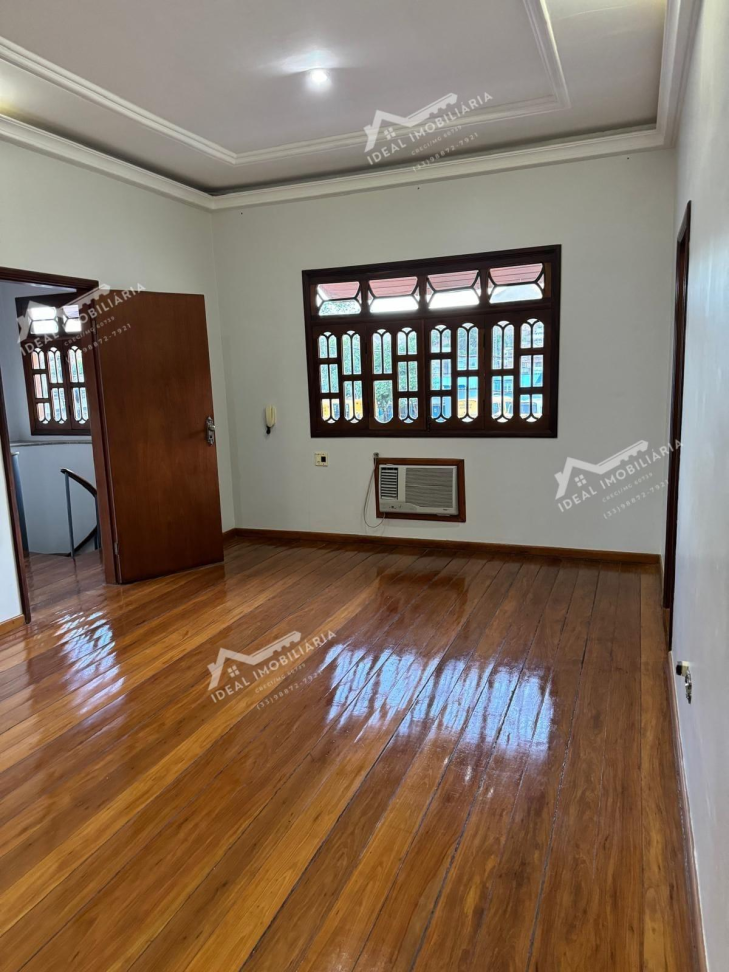 CASA A VENDA - Bairro Santo Antônio - #17