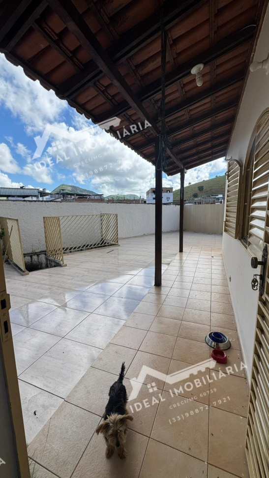 CASA A VENDA - CENTRO DE MANTENA - #25