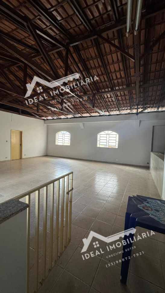 CASA A VENDA - CENTRO DE MANTENA - #17