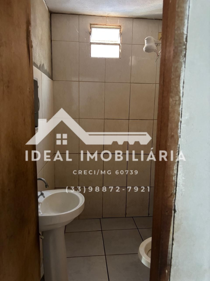 CASA À VENDA - Bairro 13 de Junho - #3