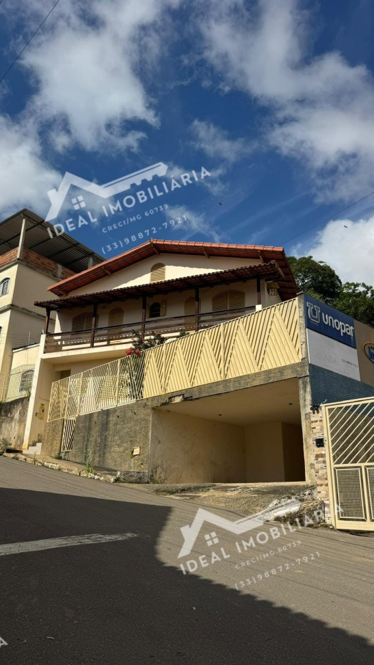 CASA A VENDA - CENTRO DE MANTENA - #2