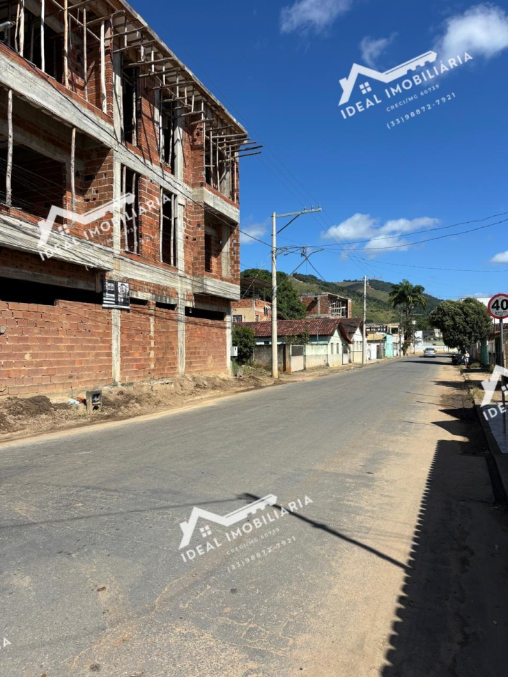 imovel a venda com dois ponto comeciais e 6 apartamentos com sala cozinha dois quartos um quato com suite e banheiro social. construção ainda sem acabamento - #3