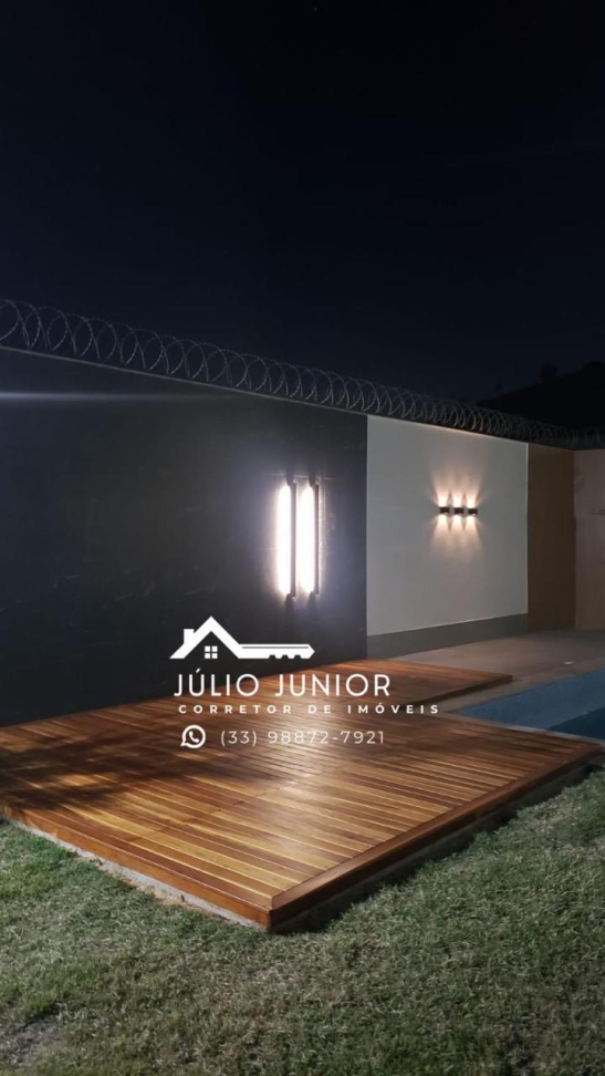 CASA A VENDA - CENTRO DE MANTENA - #25