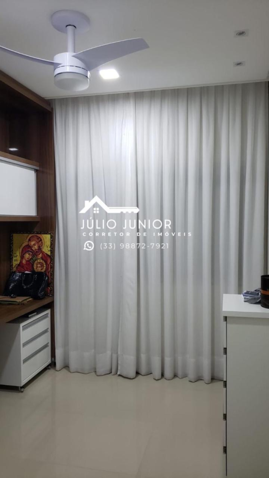 CASA A VENDA - CENTRO DE MANTENA - #13