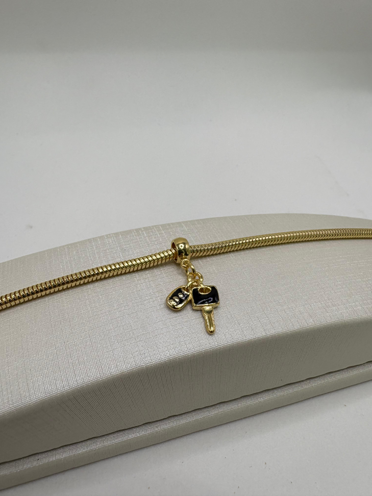 Berloque semijoia chave de carro - #2