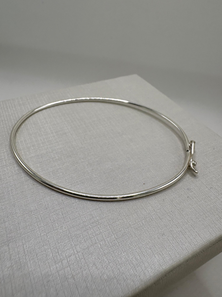 Bracelete prata fio redondo com fecho - #2