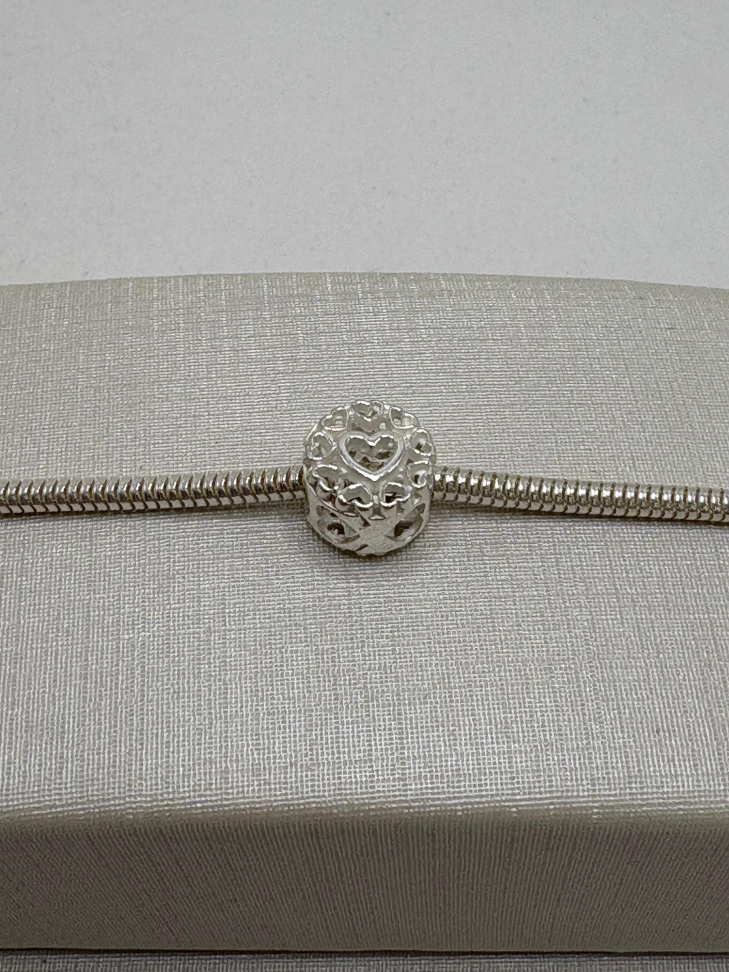 Berloque prata redondo corações - #1