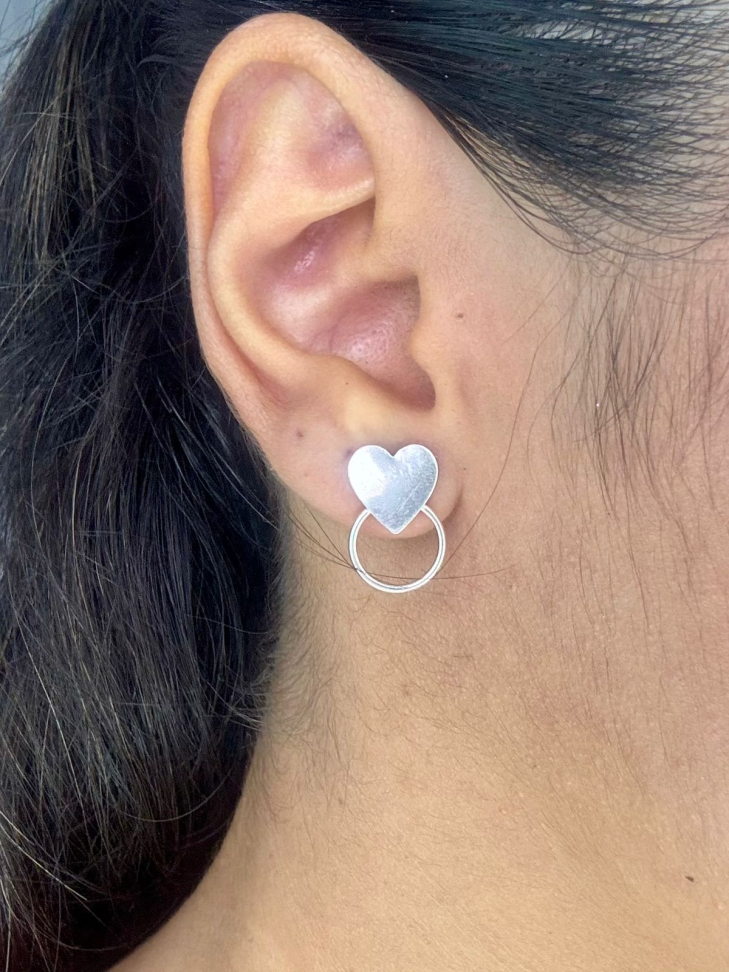 Brinco prata círculo e coração - #2