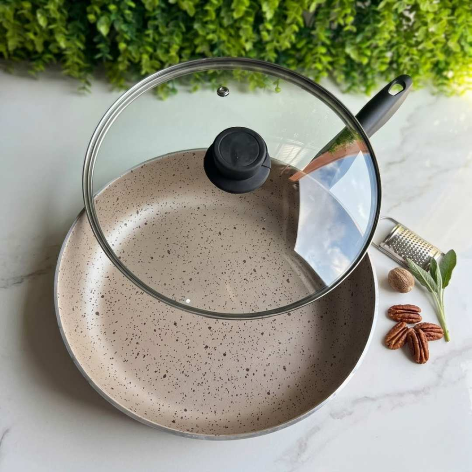 Frigideira Média Antiaderente Premium com Tampa de Vidro Cozinha Prática Não Gruda e Fácil de Limpar. - #3