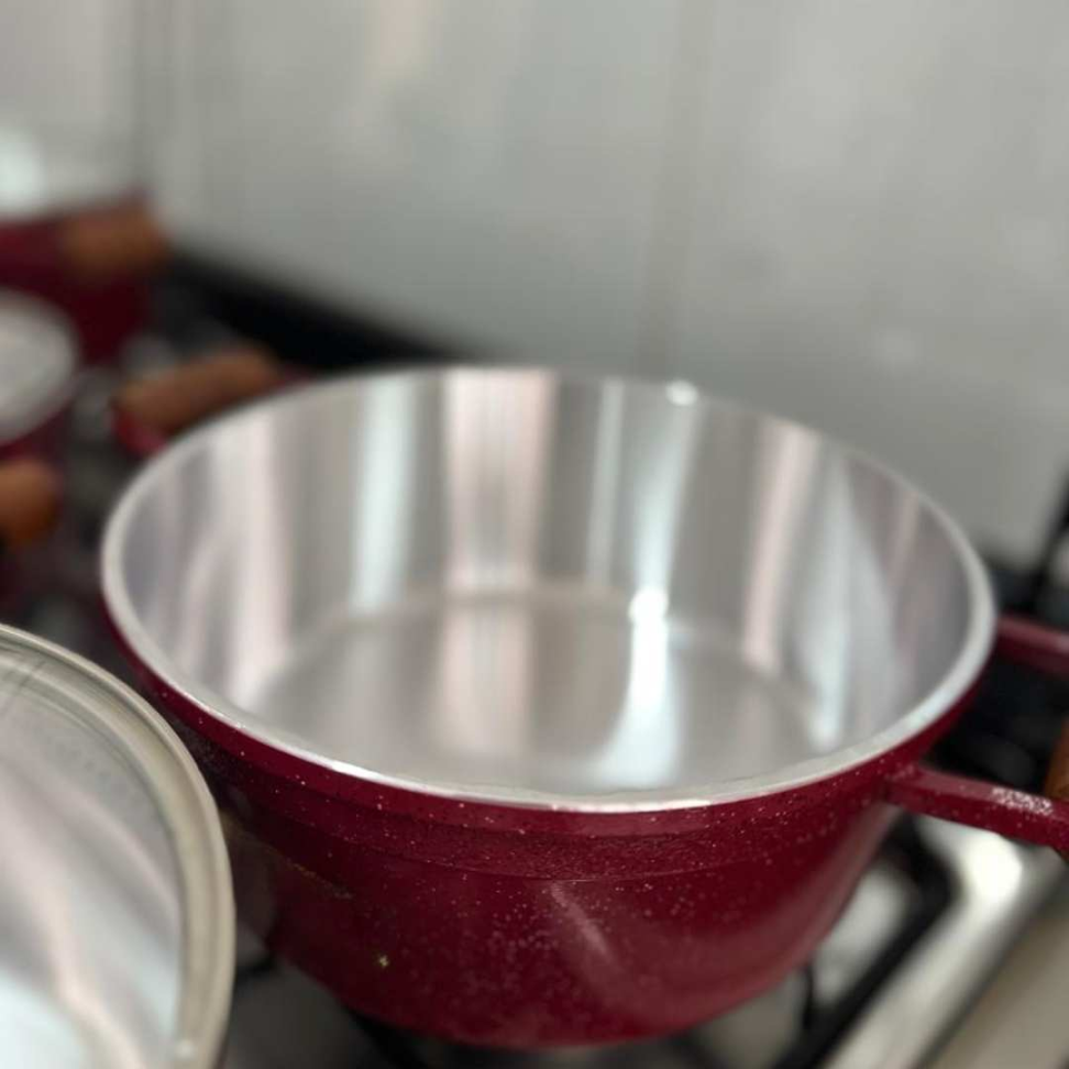 Jogo de Panelas 5 Peças Alumínio Fundido Grosso Super Resistente Cozimento Rápido e Uniforme + Tampas de Vidro Qualidade Premium - #2