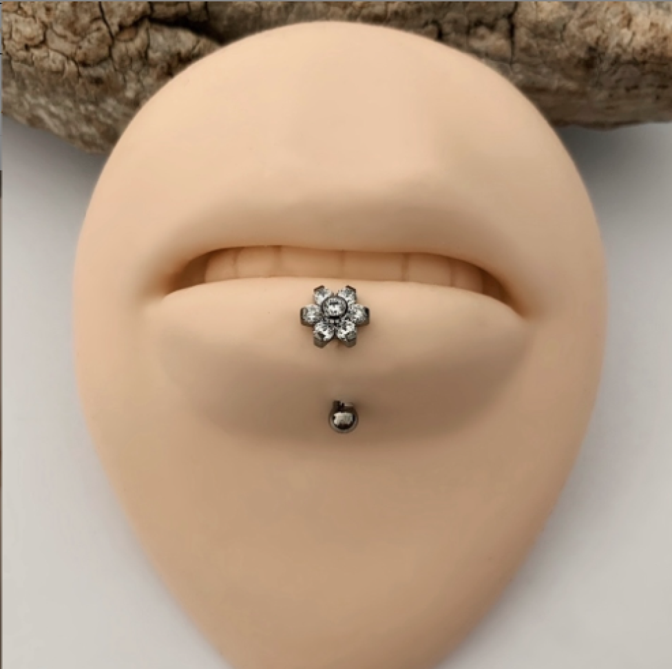 Piercing Barbell Flor Zircônias | Titânio - #3