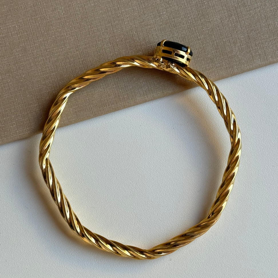 Bracelete Torcido Pedra Preta