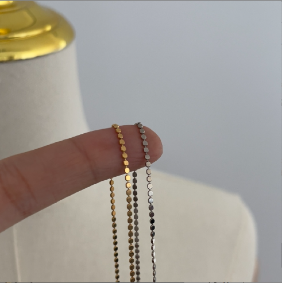 Colar Mini Esferas Diamantadas