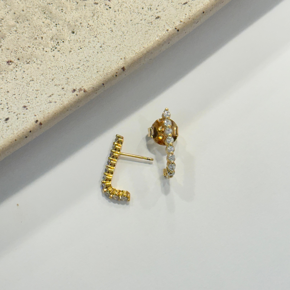 Brinco Ear Hook Zircônias