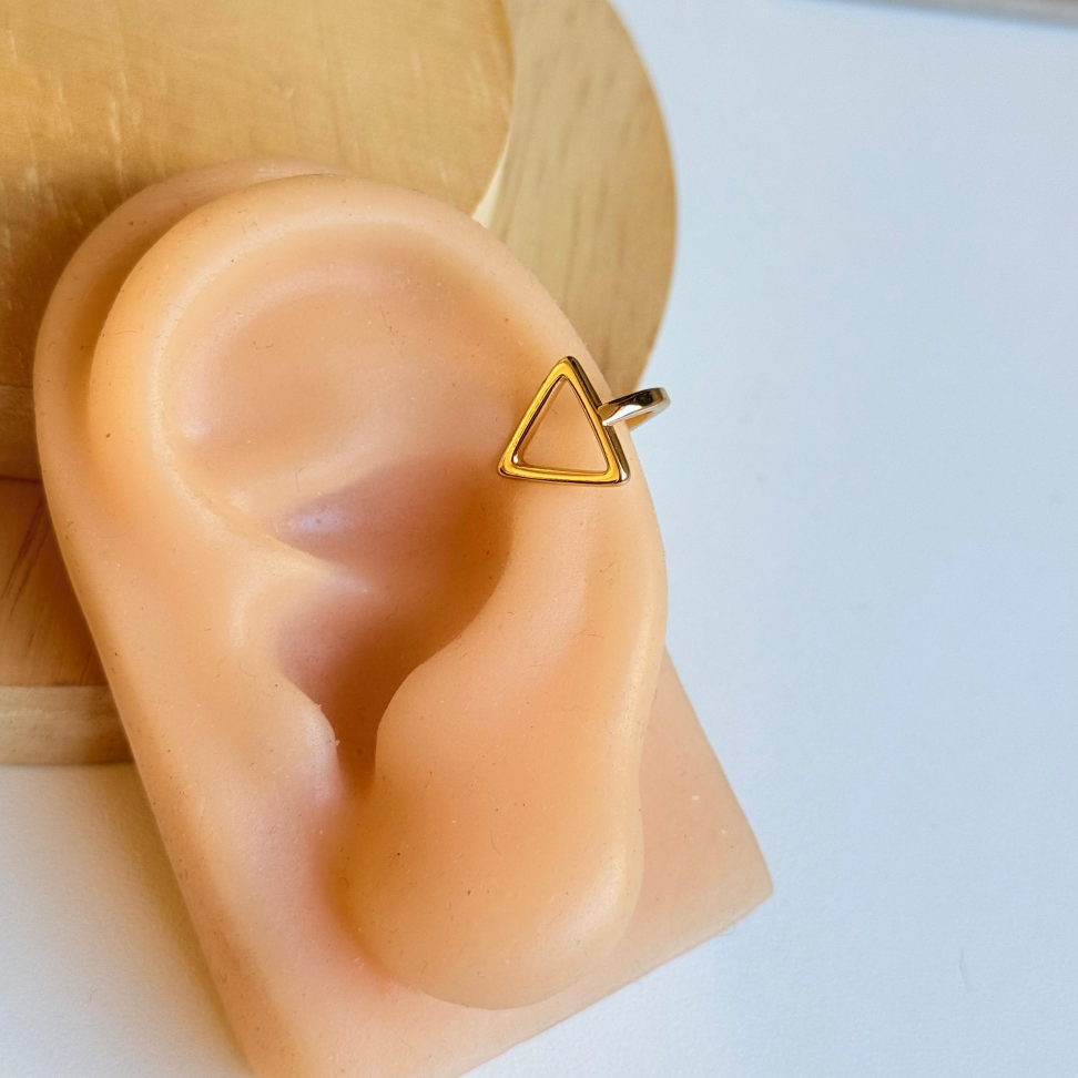 Piercing Fake Triângulo