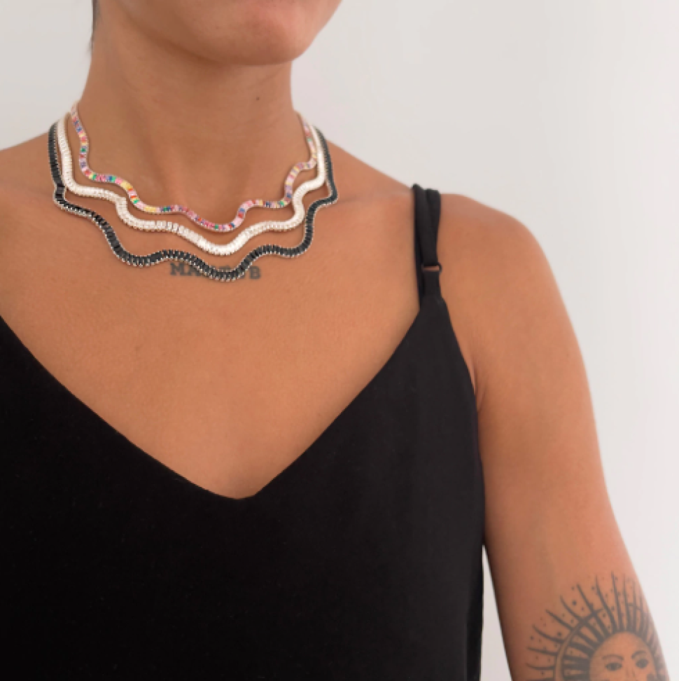 Colar Baguete Waves Preta | Banho de Prata 925