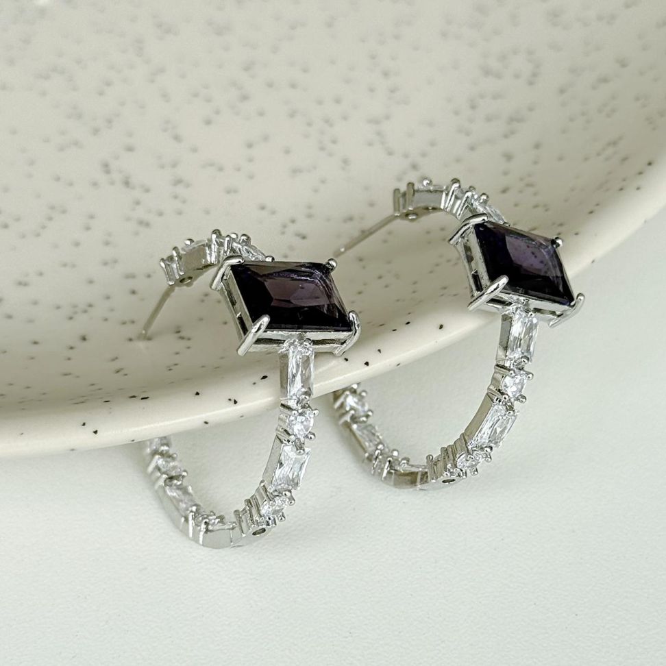 Brinco Argola Zircônias Square - #15