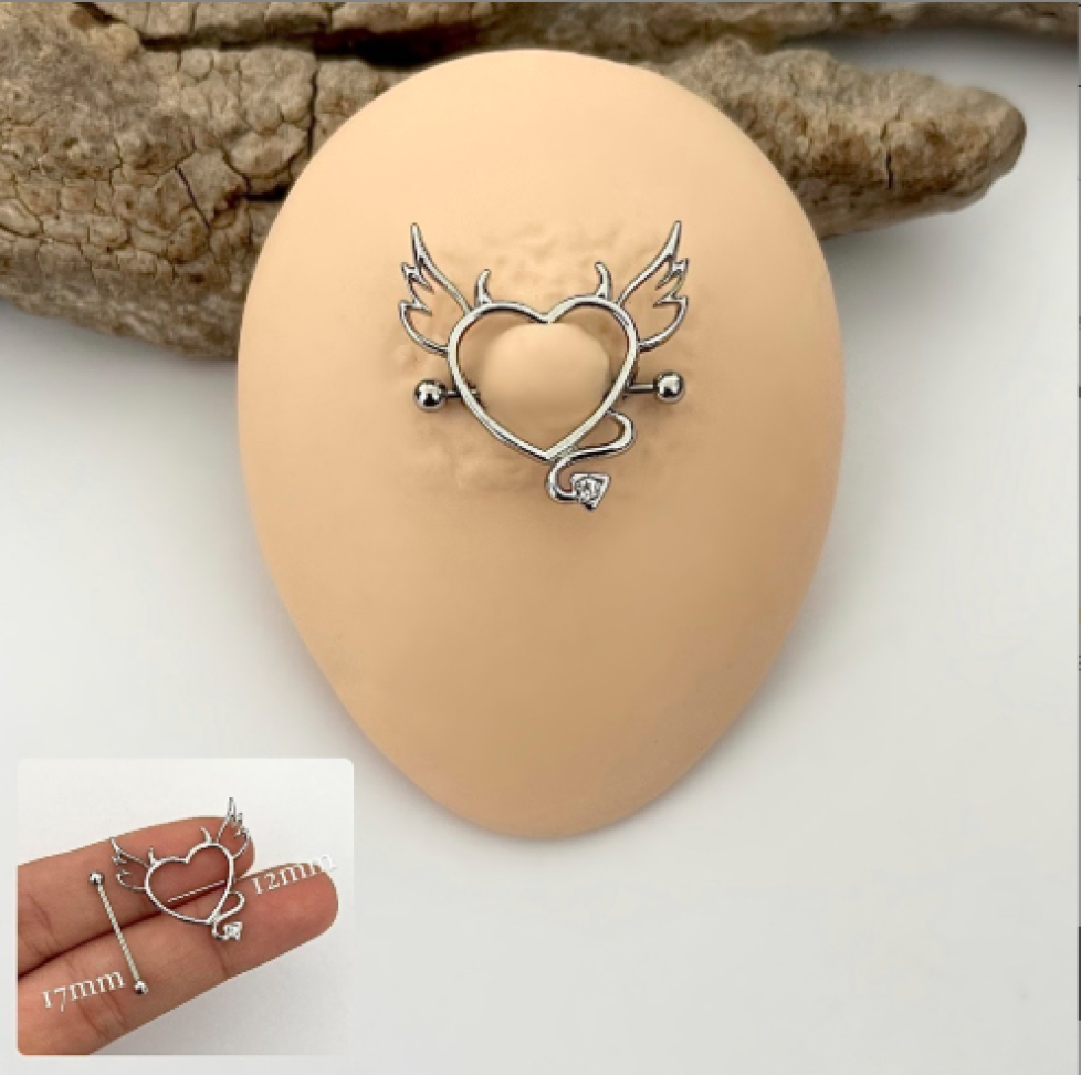 Piercing Mamilo Coração Devil