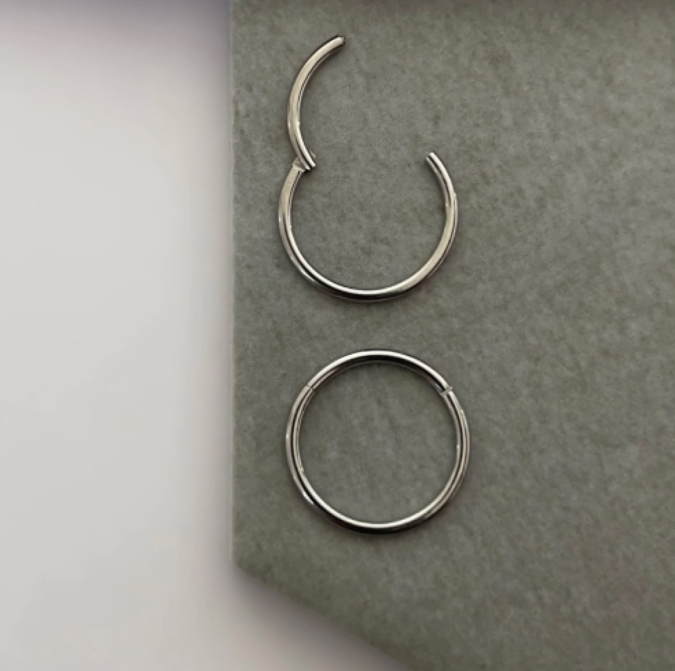 Piercing Argola Segmentada Lisa 12x1.2mm