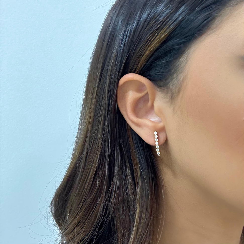 Brinco Ear Hook Zircônias