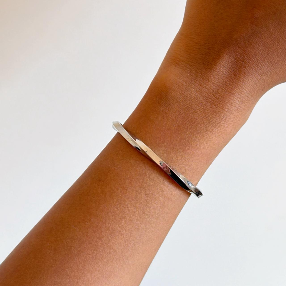 Bracelete Torcido Minimalista - #5