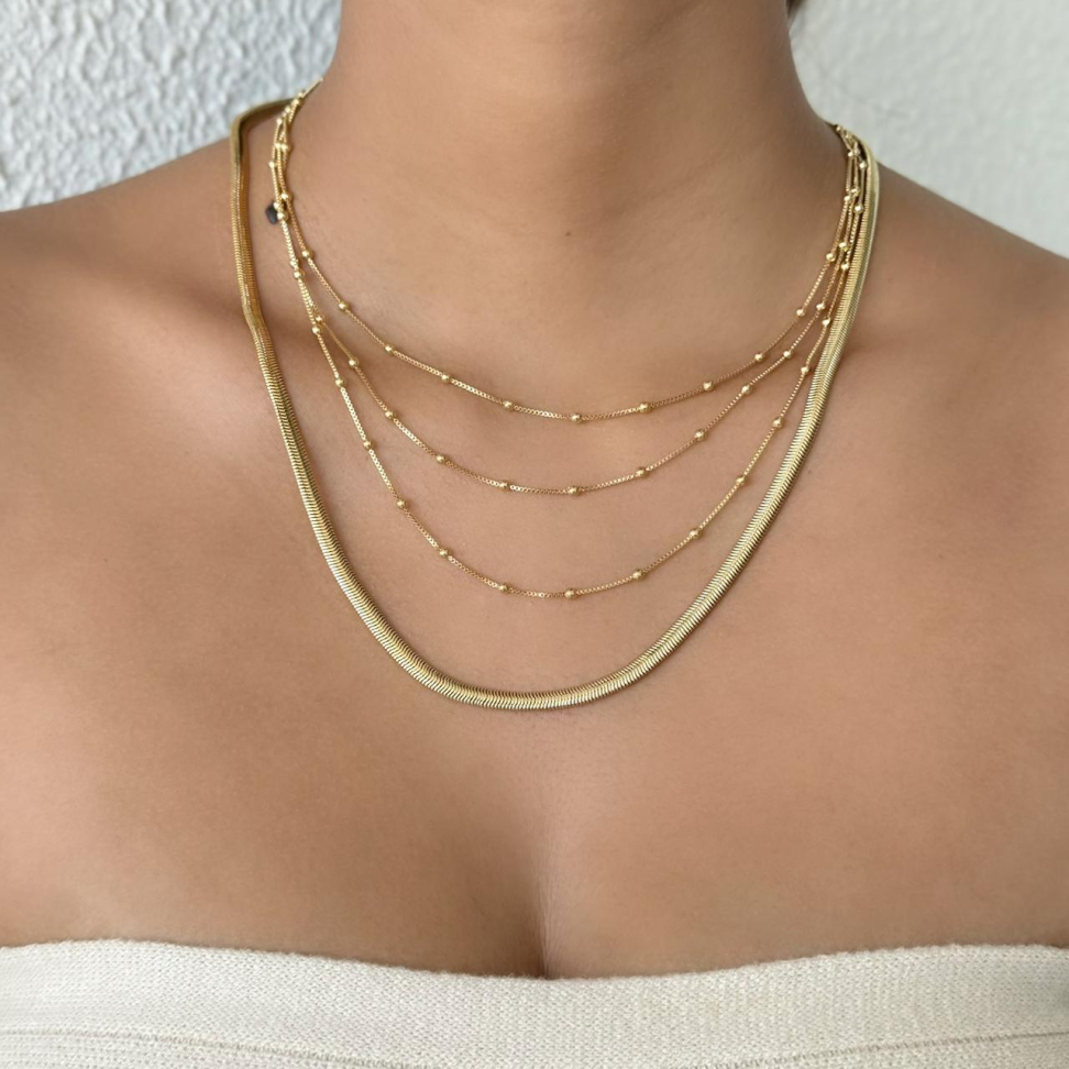 Colar Triplo Bolinhas