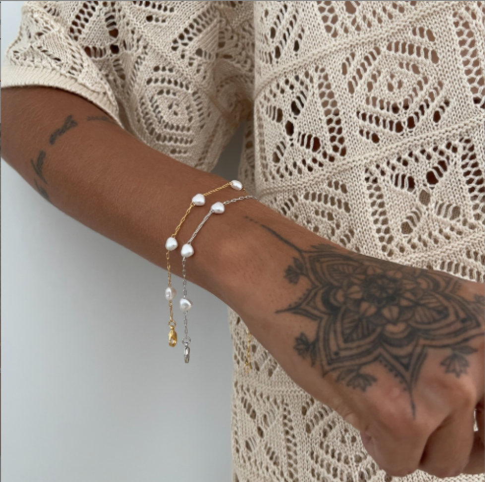 Pulseira Corações de Pérola