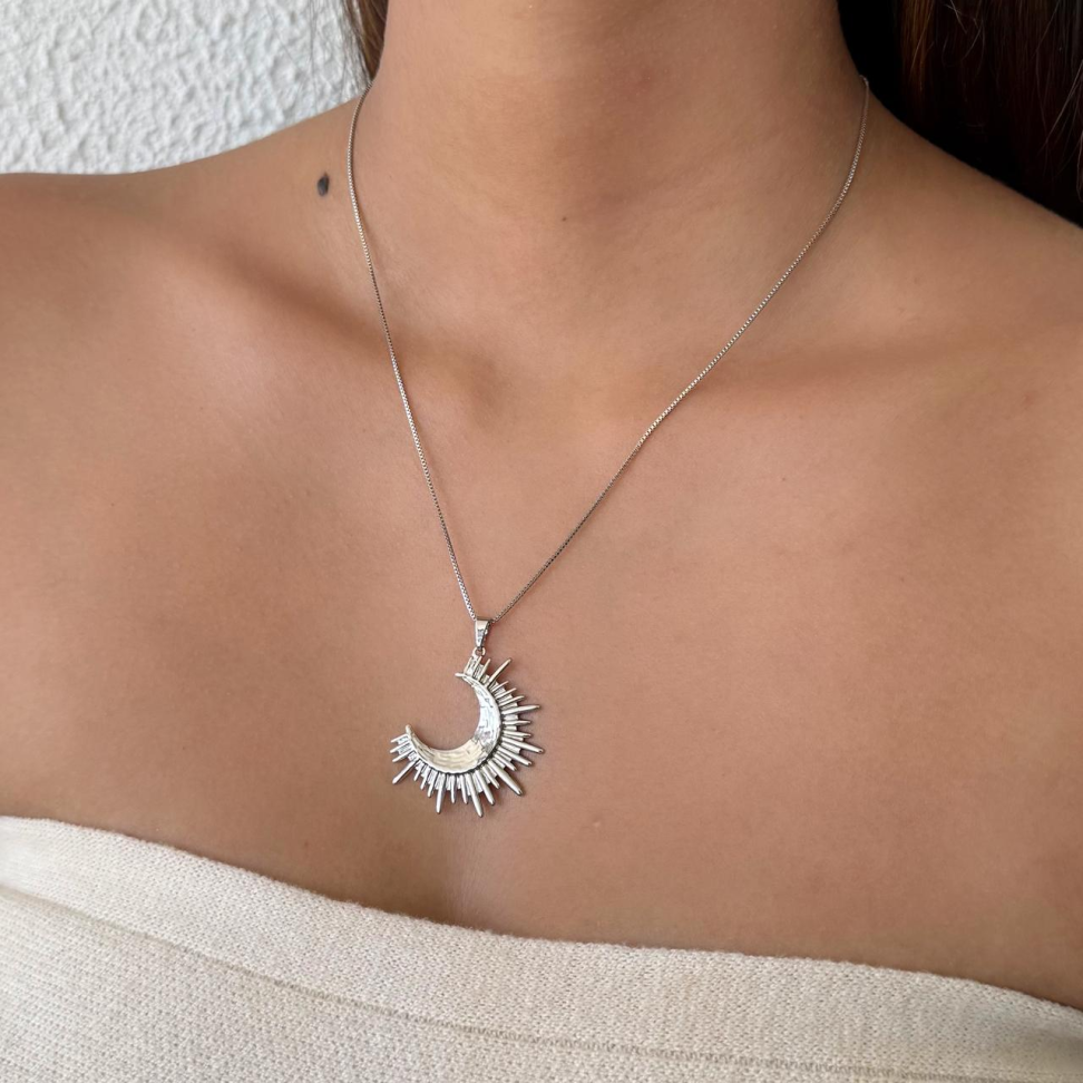Colar Lua