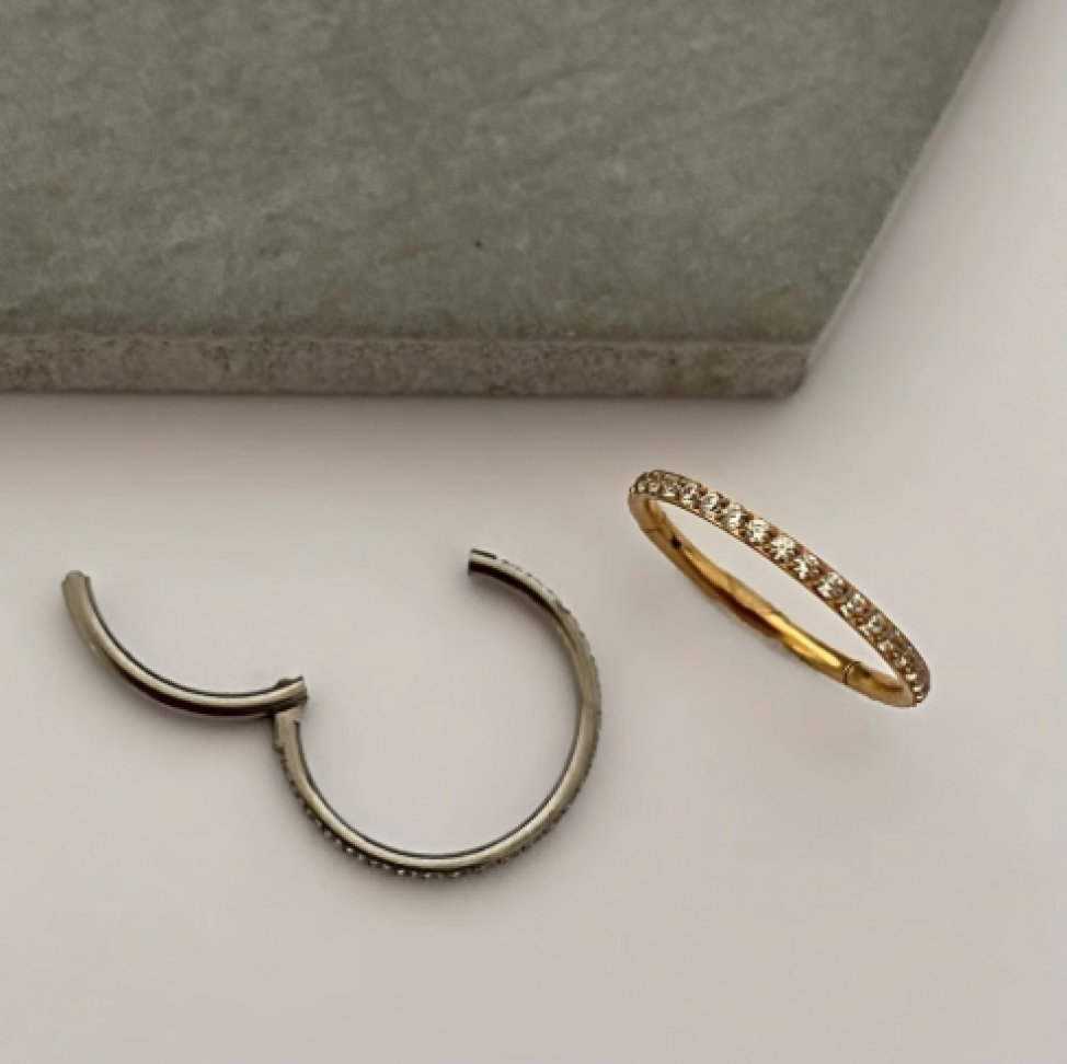 Piercing Argola Segmentada Cravejada 12x1.2mm