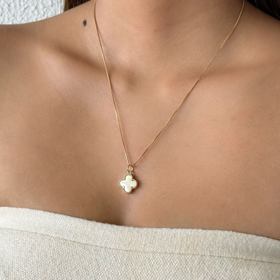 Colar Trevo Branco Uni